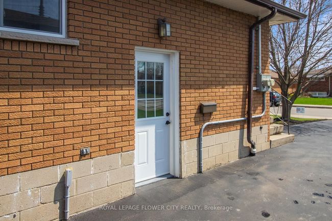 56 Moxley Dr, House other with 6 bedrooms, 4 bathrooms and 5 parking in Hamilton ON | Image 41