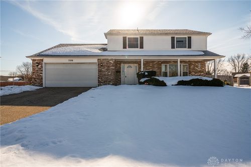 7106 Cranlyn Dr, Englewood, OH, 45322-2512 | Card Image