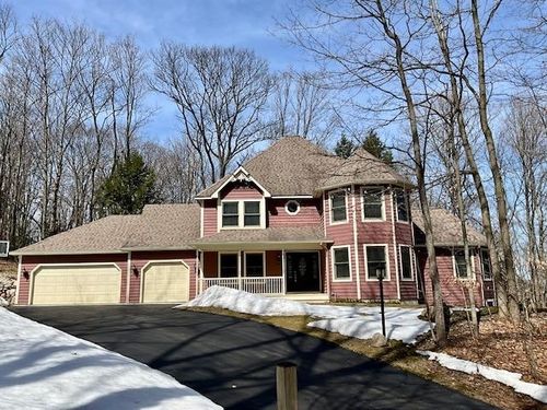 10057 E Leeward Shores Dr, Traverse City, MI, 49684-6818 | Card Image