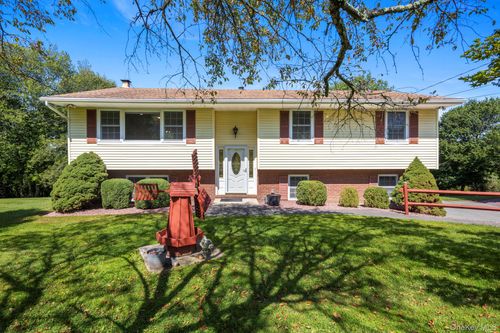 39 Horsepound Rd, Carmel, NY, 10512-5007 | Card Image