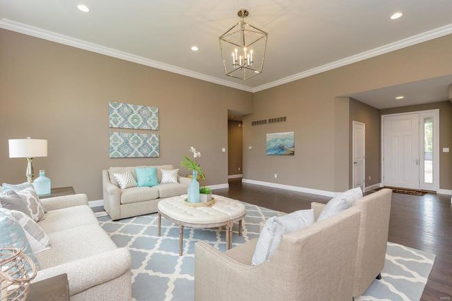 Photo representation of a similar home. Some features shown may be optional. | Image 11