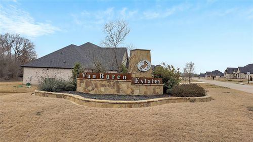 135 Garfield Ct, Celina, TX, 75009-2124 | Card Image