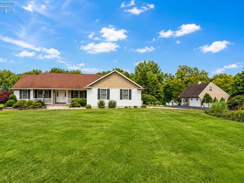 2137 N St Rt 53, Tiffin, OH, 44883 | Card Image