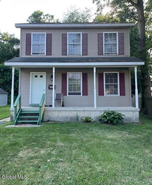 17 1st St, Hudson Falls, NY, 12839-1517 | Card Image