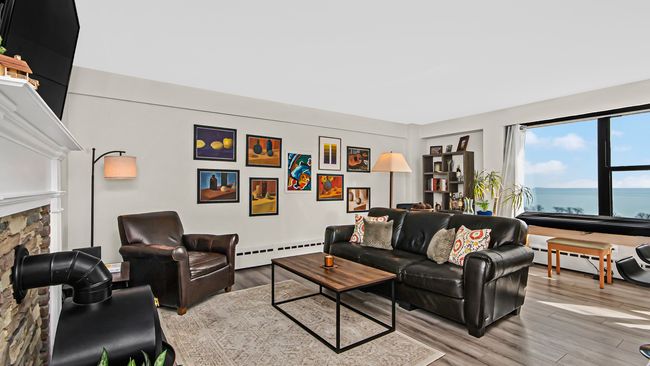 APT-17N - 3420 N Lake Shore Dr, Condo with 2 bedrooms, 2 bathrooms and 1 parking in CHICAGO IL | Image 4