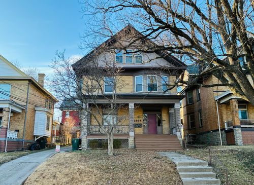 2207 Burnet Ave, Cincinnati, OH, 45219-3181 | Card Image