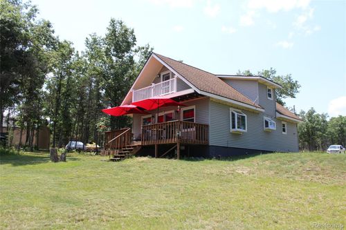 3403 Eggleston Rd, Mio, MI, 48647-9617 | Card Image