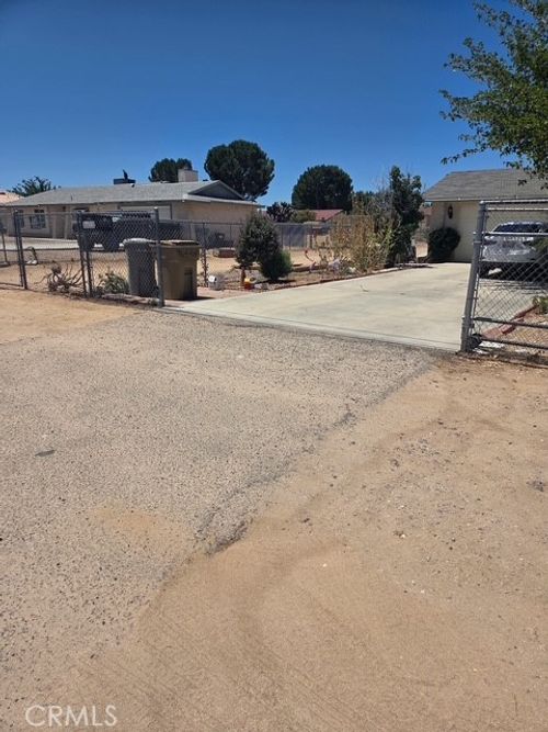 7648 Jenkins Ave, Hesperia, CA, 92345 | Card Image