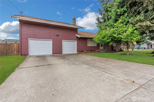 327 Chicago Boulevard S, Pacific, WA, 98047 | Card Image