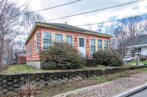 27 Reservoir Avenue, Lewiston, ME, 04240 | Card Image