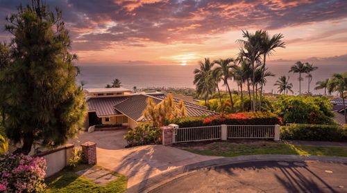 78-6956 Kiaaina St, Kailua Kona, HI, 96740-2809 | Card Image