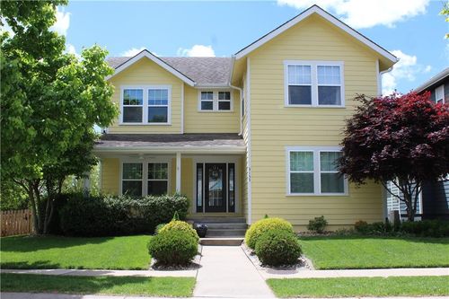 3155 Sw Gardenia St, Lee's Summit, MO, 64081-3875 | Card Image