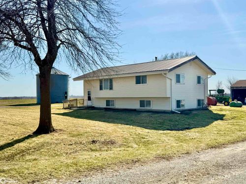 2875 Utah Ave, Blockton, IA, 50836-8015 | Card Image