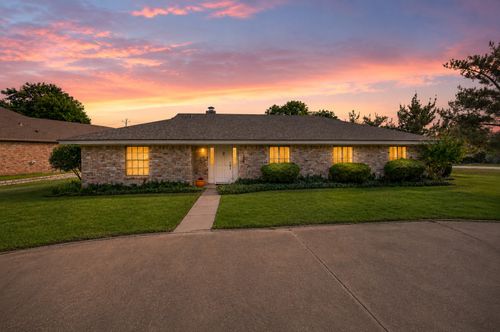 5132 Fairway Cir, Granbury, TX, 76049-5180 | Card Image