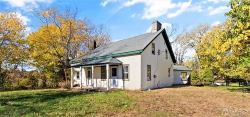 2 Spring House Ct, LEBANON, NJ, 08833-3040 | Card Image