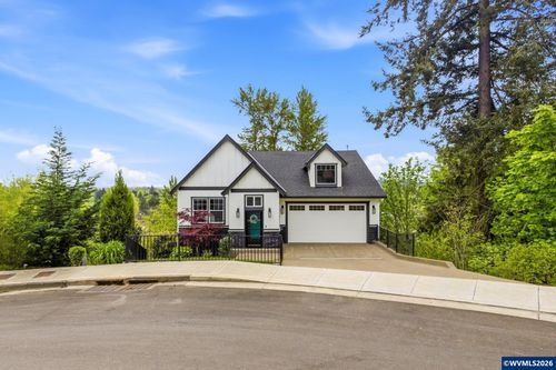 1372 Overview St Nw, Salem, OR, 97304 | Card Image