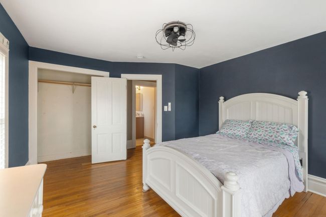 806 E Main St, Home with 4 bedrooms, 2 bathrooms and null parking in New Hampton IA | Image 27