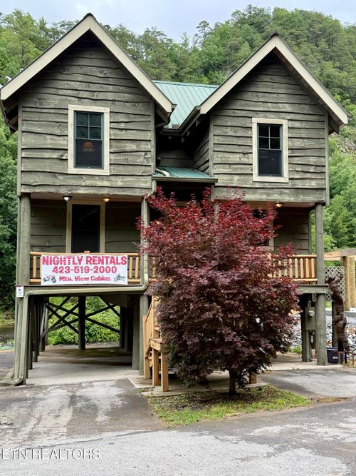 1667 Cherohala Skwy, Tellico Plains, TN, 37385-5836 | Card Image