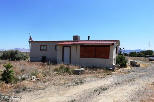 4050 Flintlock Dr, Winnemucca, NV, 89445-8651 | Card Image
