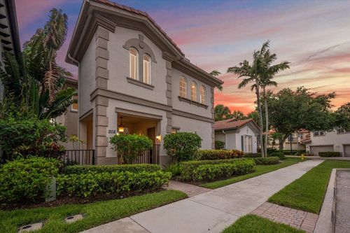 208 Glacier St, Palm Beach Gardens, FL, 33410-1555 | Card Image