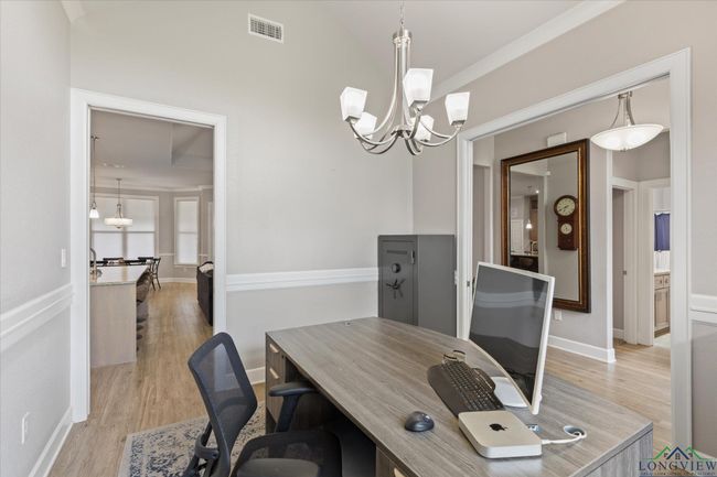 2502 Oasis Dr, House other with 4 bedrooms, 3 bathrooms and null parking in Longview TX | Image 8