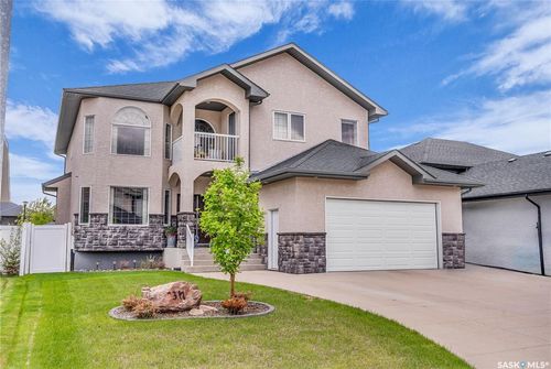 317 Nicklaus Dr, Warman, SK, S0K4S1 | Card Image