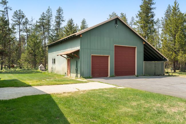 25-Exterior | Image 8