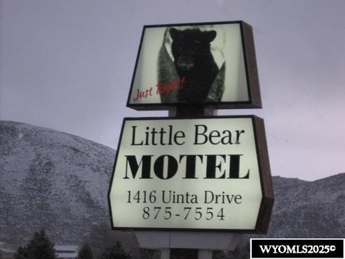 1416 Uinta Dr, Green River, WY, 82935-5046 | Card Image
