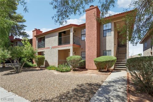 apt-39a-5576 W Rochelle Ave, Las Vegas, NV, 89103-3420 | Card Image