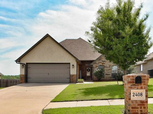 2408 Santa Monica St, Edmond, OK, 73034-8695 | Card Image