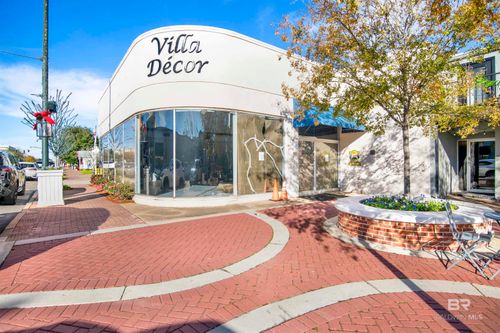 12 N Section St, Fairhope, AL, 36532-2205 | Card Image