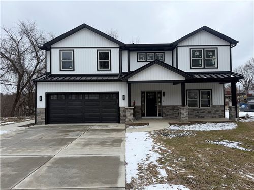 107 Willow Village Dr, Pittsburgh, PA, 15239-1731 | Card Image