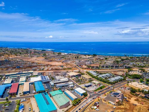 11 Ulupono St, Lahaina, HI, 96761-2718 | Card Image