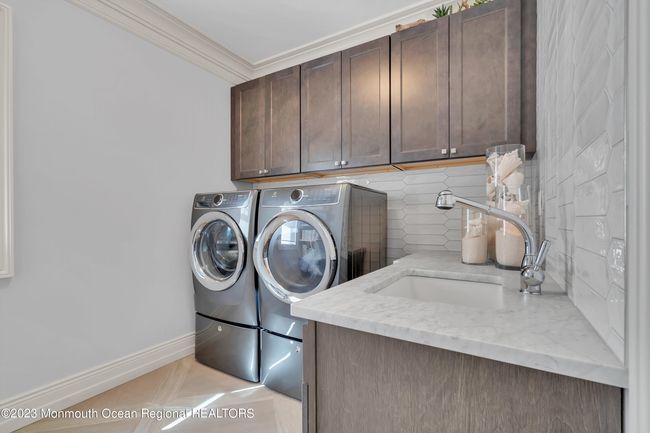 296 Dutchmans Point Rd, House other with 9 bedrooms, 9 bathrooms and null parking in Mantoloking NJ | Image 25