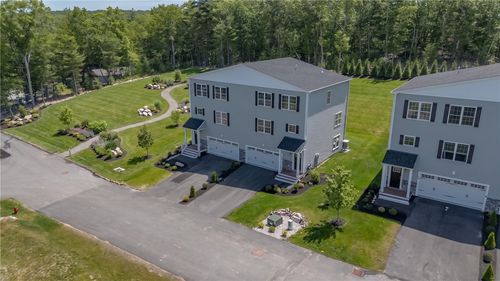 b-2 Old County Village Way, Smithfield, RI, 02917-3014 | Card Image