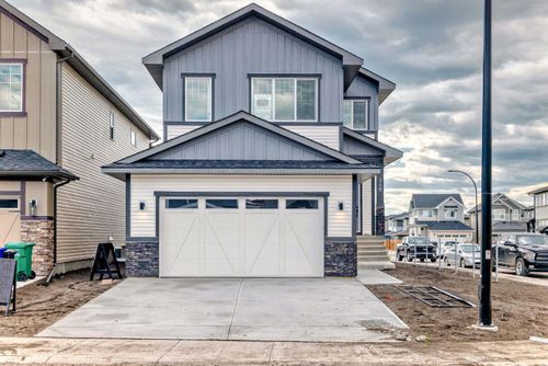 146 Saddlebred Place, Cochrane, AB, T4C3E6 | Card Image