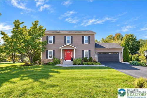 6425 Abbey Rd, WIND GAP, PA, 18091-9509 | Card Image