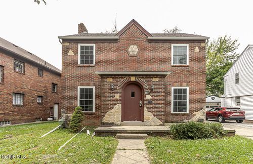 2021 Wyndhurst Rd, Toledo, OH, 43607-1372 | Card Image