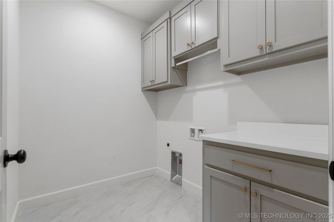 2038 E 129 Th St S, House other with 3 bedrooms, 3 bathrooms and null parking in Jenks OK | Image 45
