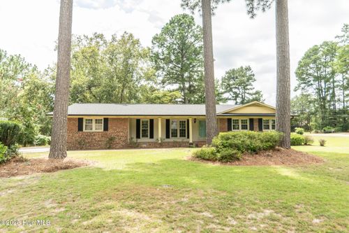 1600 Winding Creek Rd, Elizabethtown, NC, 28337-9742 | Card Image