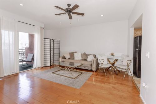 apt-101-11124 Burbank Blvd, North Hollywood, CA, 91601-5791 | Card Image