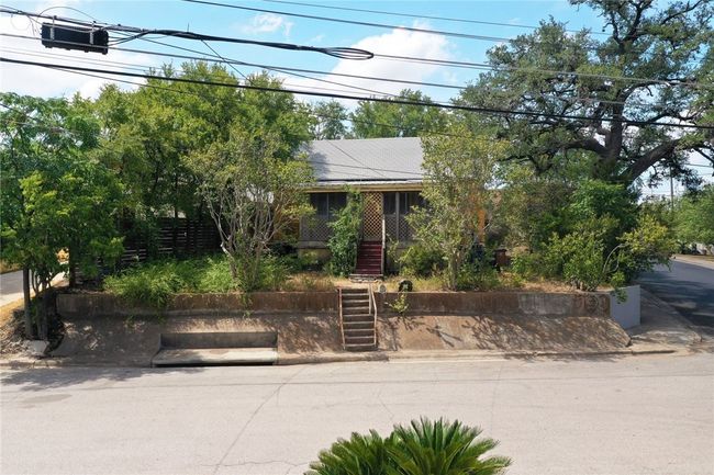 1001 Catalpa St, House other with 1 bedrooms, 1 bathrooms and null parking in Austin TX | Image 5