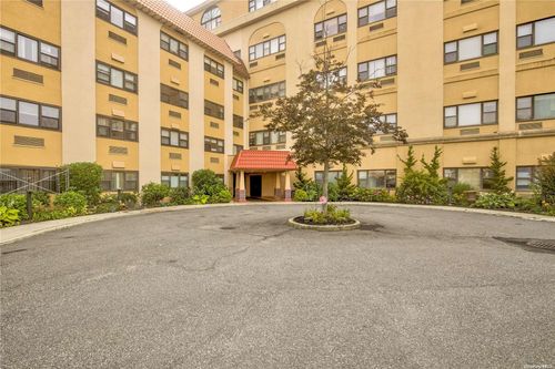 apt-414n-185 W Park Ave, Long Beach, NY, 11561-3330 | Card Image