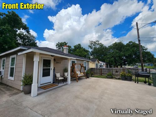 2032 Delaware St, Beaumont, TX, 77703-4252 | Card Image