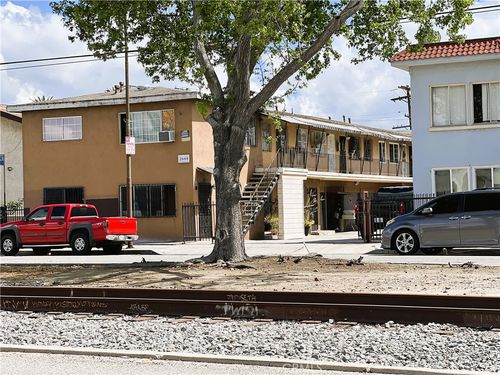 2664 2660 Randolph Street, Huntington Park, CA, 90255 | Card Image