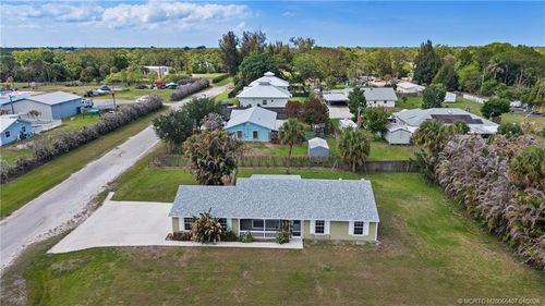 6285 Se Highland Ave, Stuart, FL, 34997-6439 | Card Image