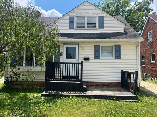 5811 Belmere Dr, Parma, OH, 44129-5209 | Card Image
