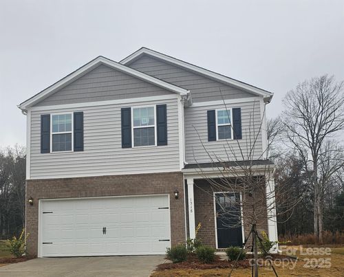 1318 37th Avenue Ln Ne, Hickory, NC, 28601-9692 | Card Image