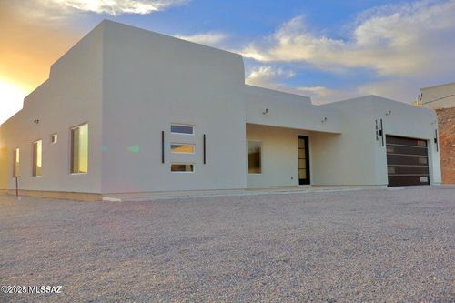 1886 Via Francia, Rio Rico, AZ, 85648-6601 | Card Image