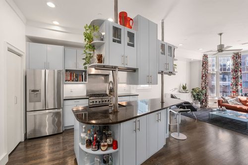 apt-2-112 W Concord St, Boston, MA, 02118-1595 | Card Image